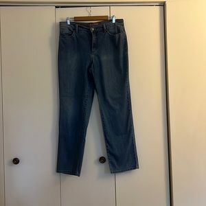 Blue jeans boot cut pant in size 10